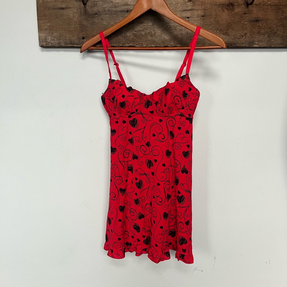 Women’s sleepwear size 34B
